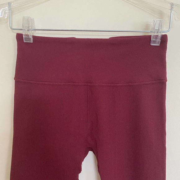 Fabletics High Waisted Seamless Rib Leggings NEW - Picture 7 of 8